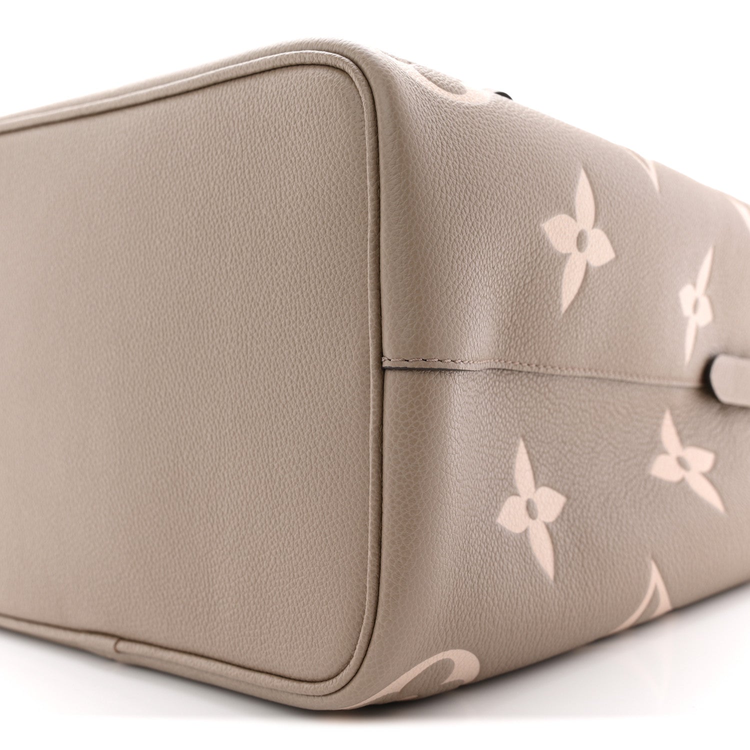 Empreinte Monogram Giant Neonoe MM Tourterelle Creme