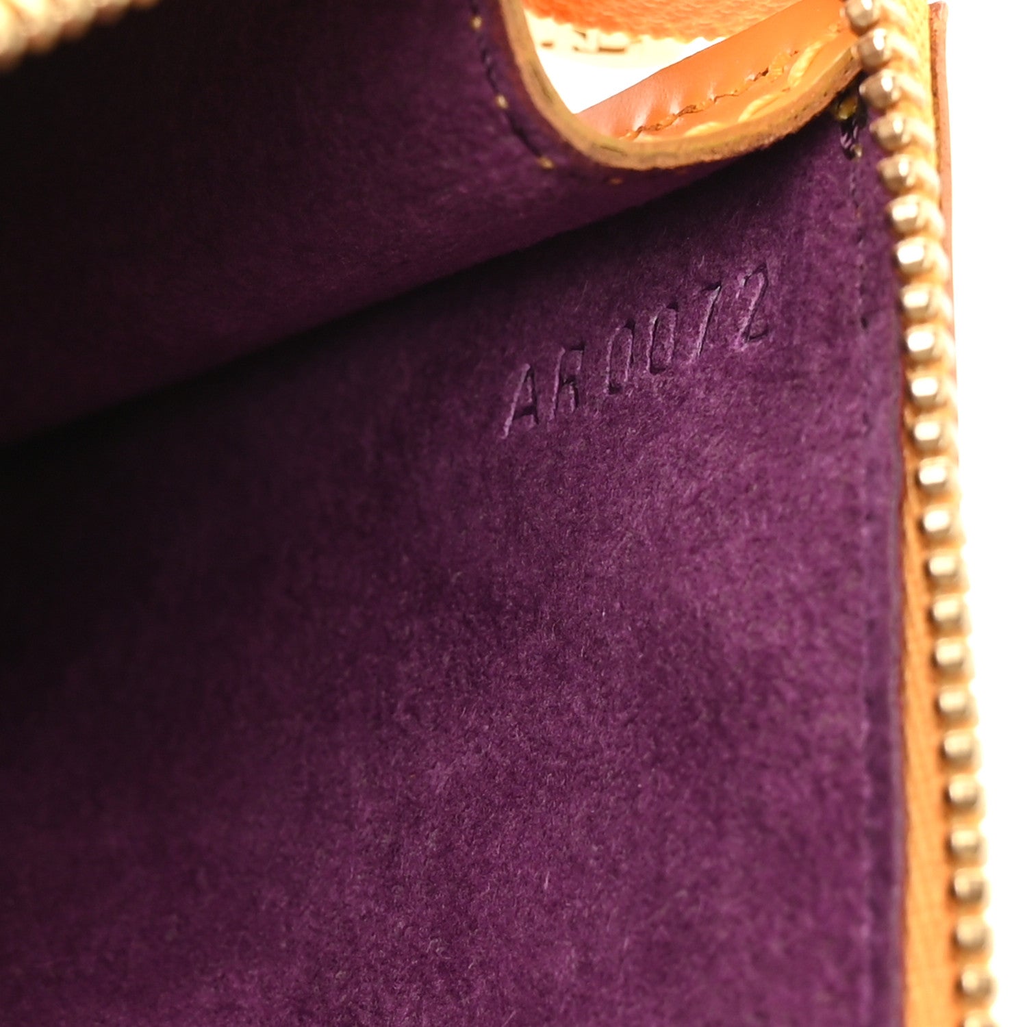 Epi Pochette Accessories 24 Tassil