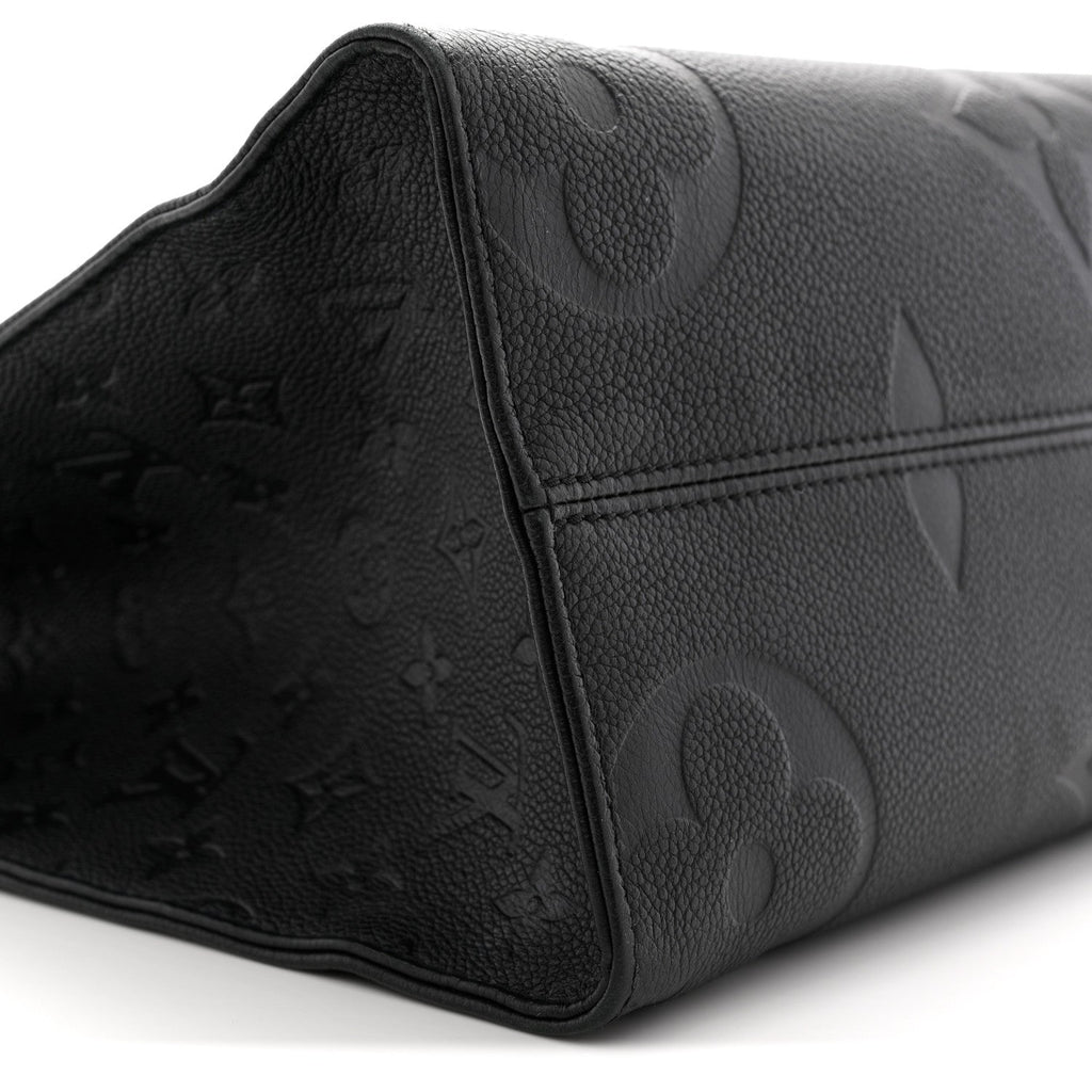 Empreinte Monogram Giant Onthego MM Black