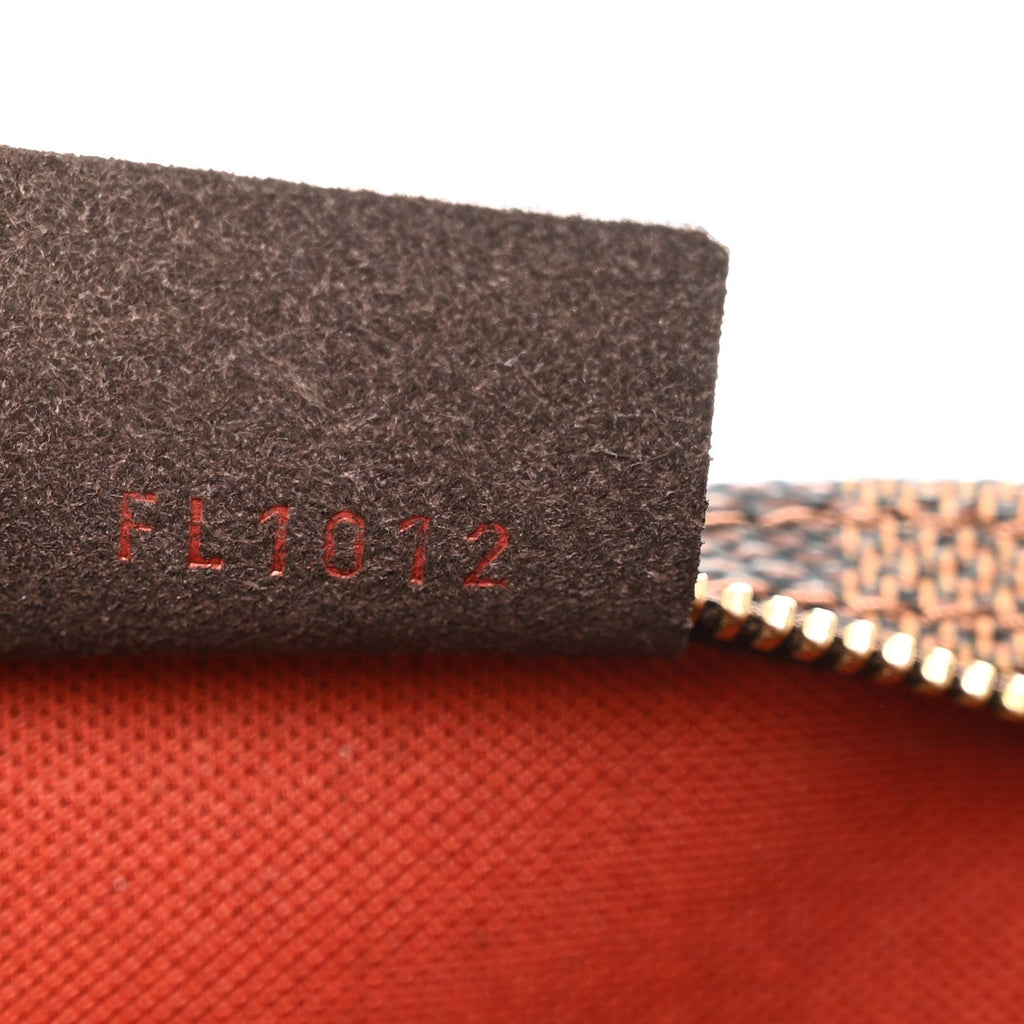 Damier Ebene Navona Pochette Accessories