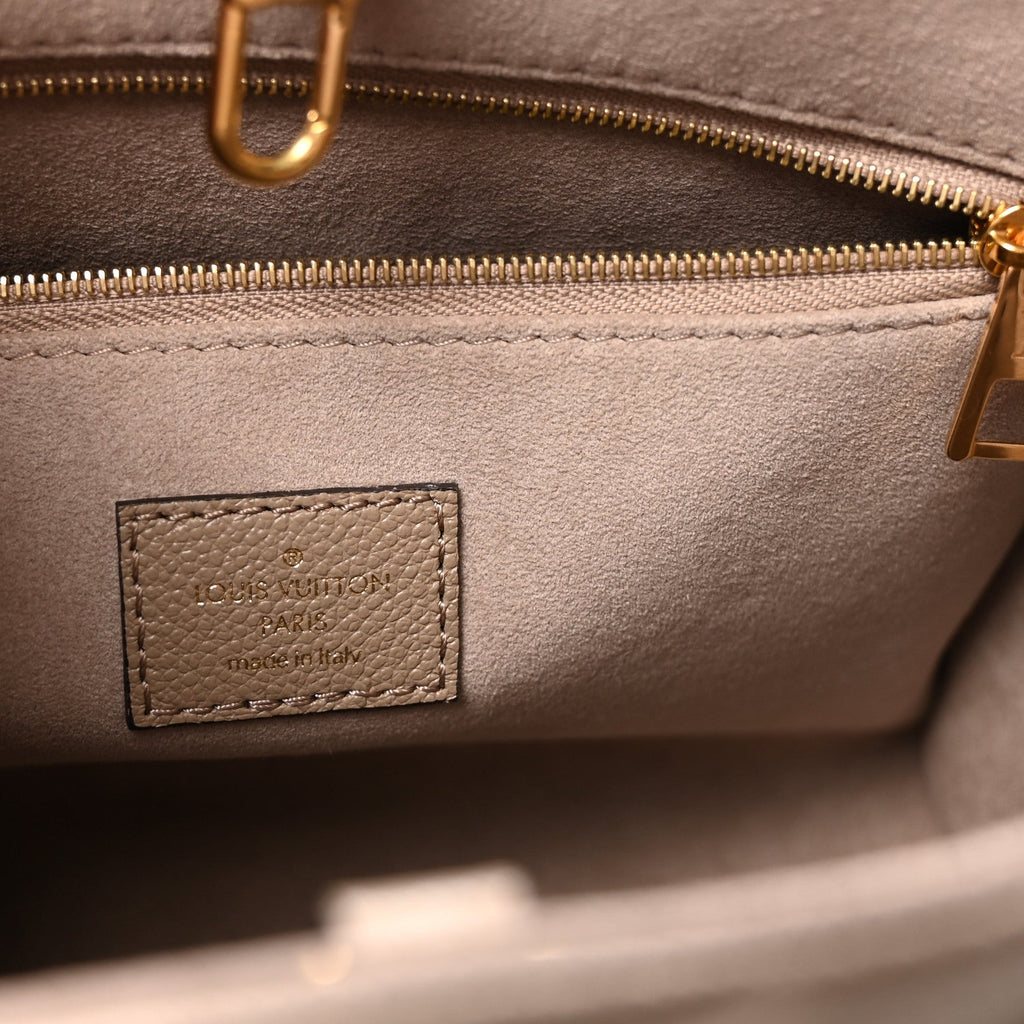 Empreinte Monogram Giant Onthego PM Tourterelle Creme
