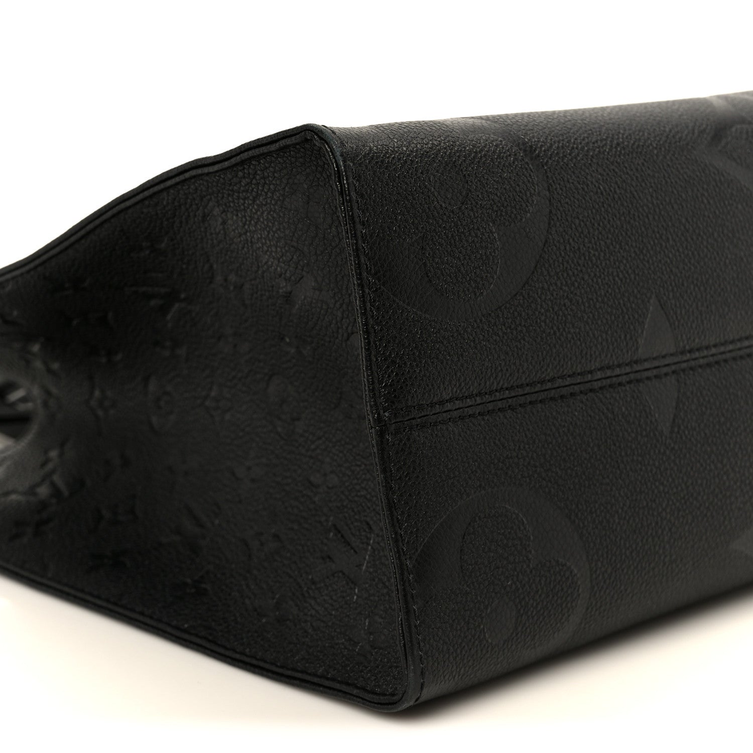 Empreinte Monogram Giant Onthego MM Black