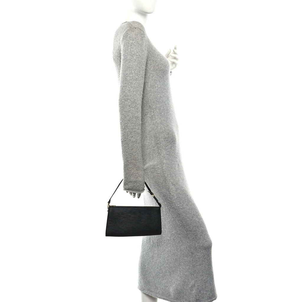 Epi Pochette Accessories 24 Black