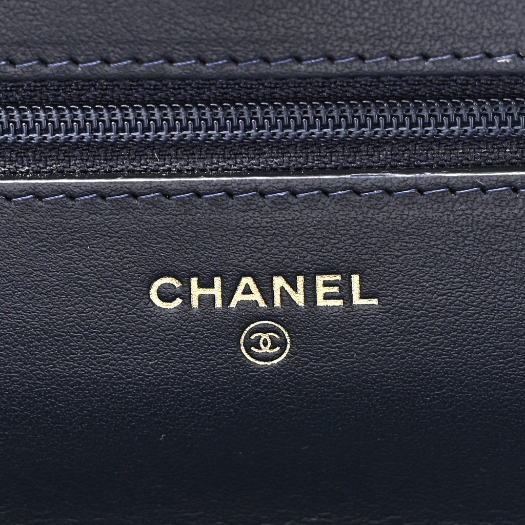 Lambskin Quilted Wallet On Chain WOC Navy