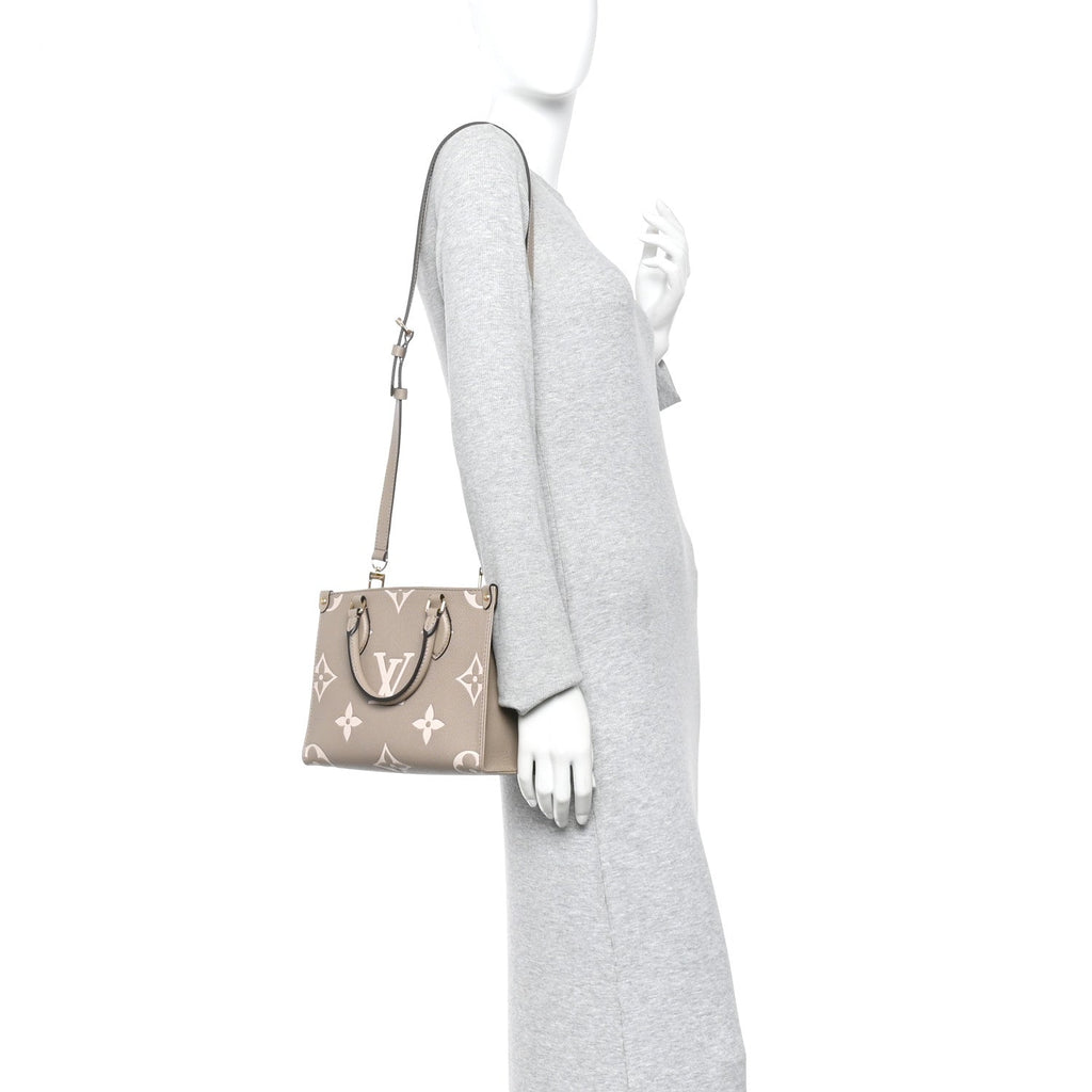 Empreinte Monogram Giant Onthego PM Tourterelle Creme